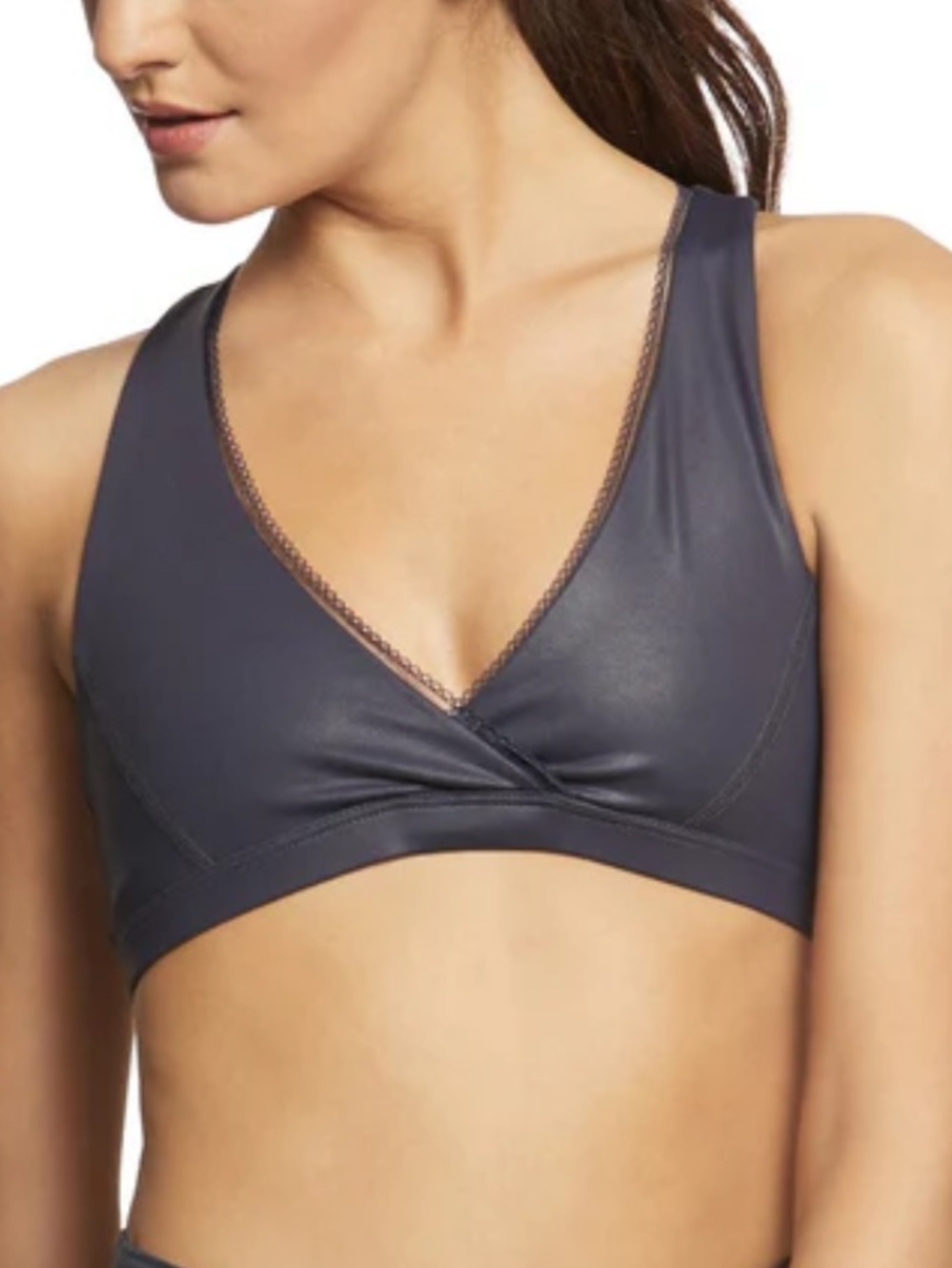 Beyond Yoga Pearlized Ride It V-Neck Sport bra